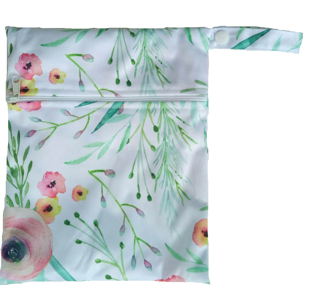 Mini wetbag for reusable nappies, reusable wipes or reusable breast pads - poppies